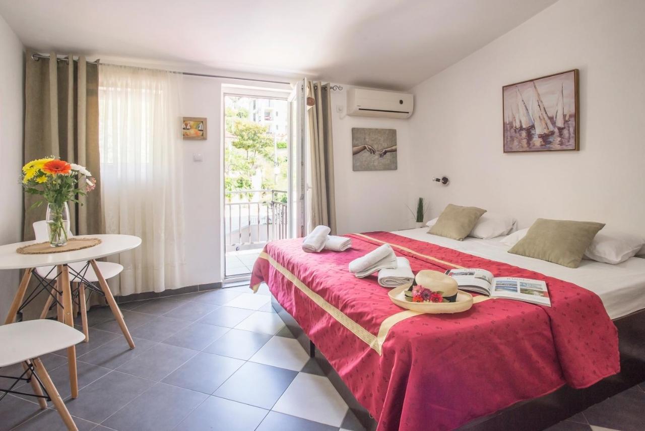 Apartments Maxhit Tivat Exteriér fotografie