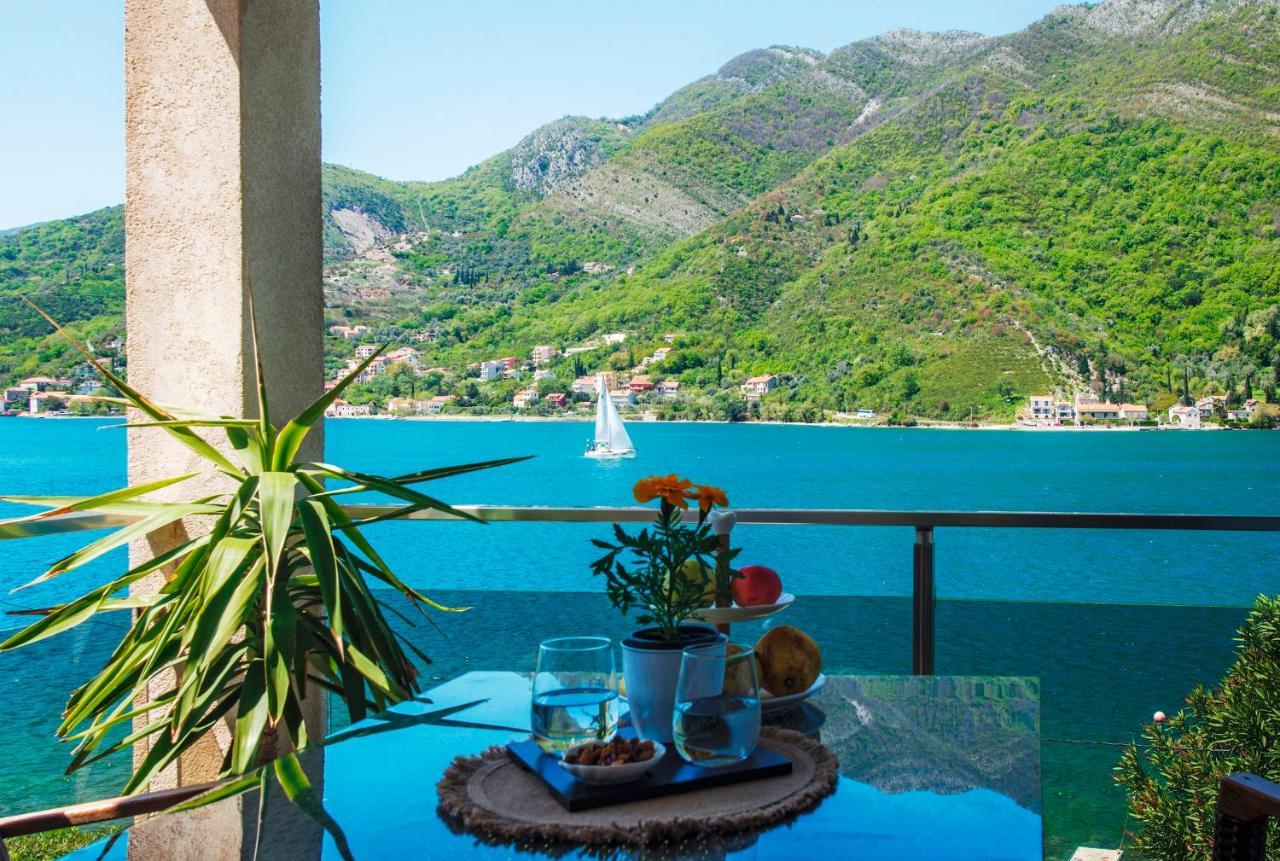 Apartments Maxhit Tivat Exteriér fotografie
