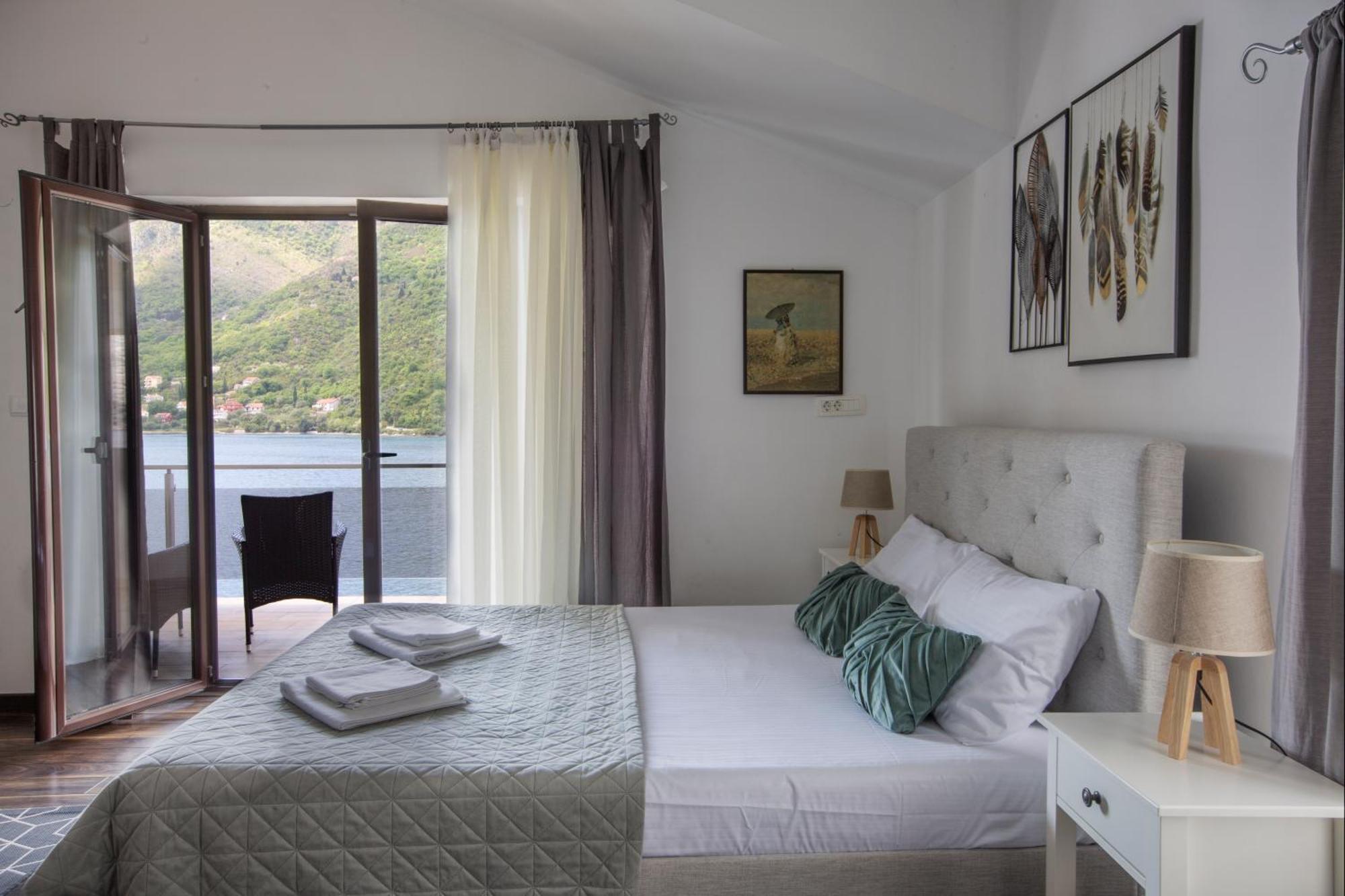 Apartments Maxhit Tivat Exteriér fotografie